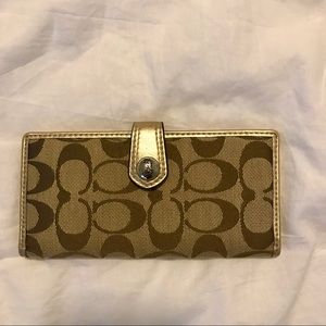 Authentic Coach Wallet